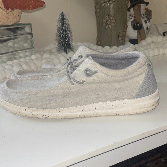Hey Dude Shoes Women’s Sz 10 Cindy Grey - Picture 2 of 7